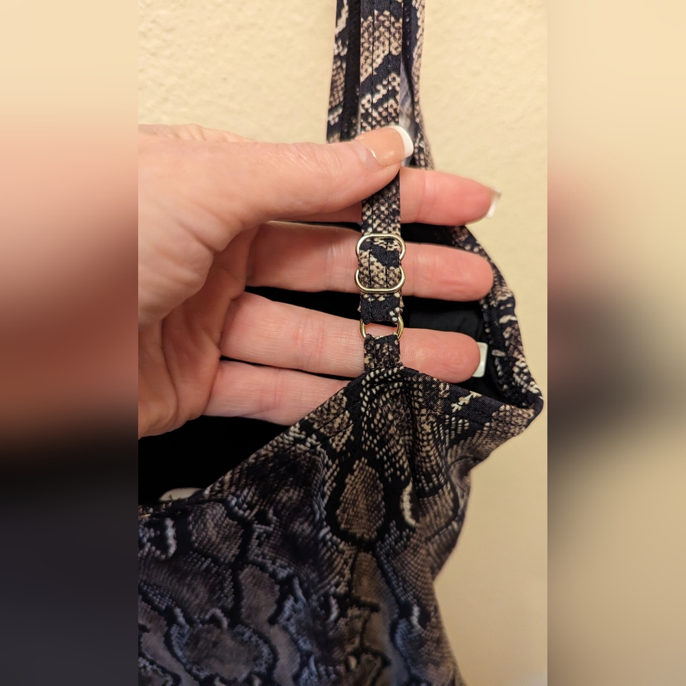 CALVIN KLEIN SNAKESKIN PRINT SWIMSUIT SZ 8 - Picture 6 of 8
